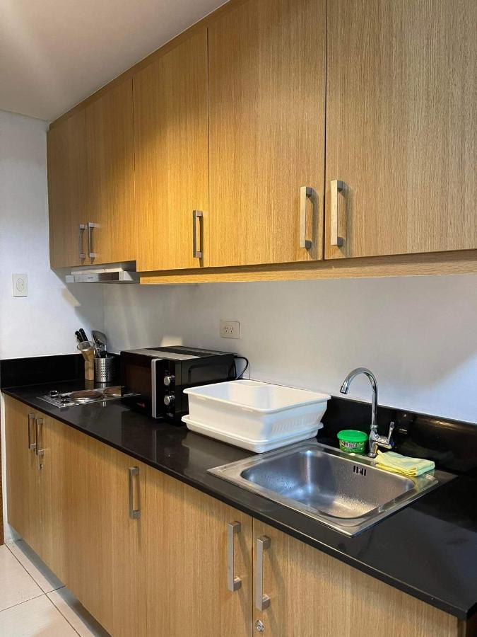 Shell Residences Moa Pasay City By Darpm 마닐라 외부 사진