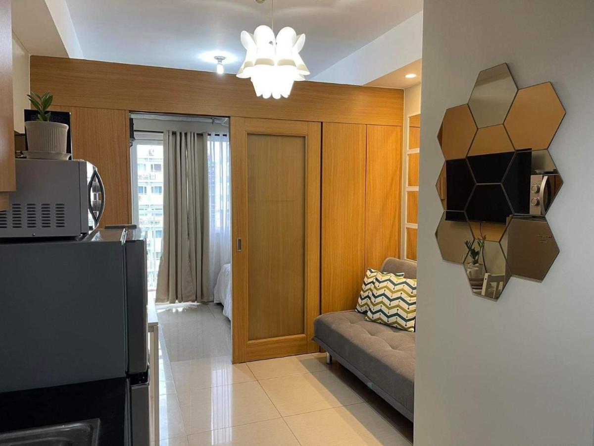 Shell Residences Moa Pasay City By Darpm 마닐라 외부 사진