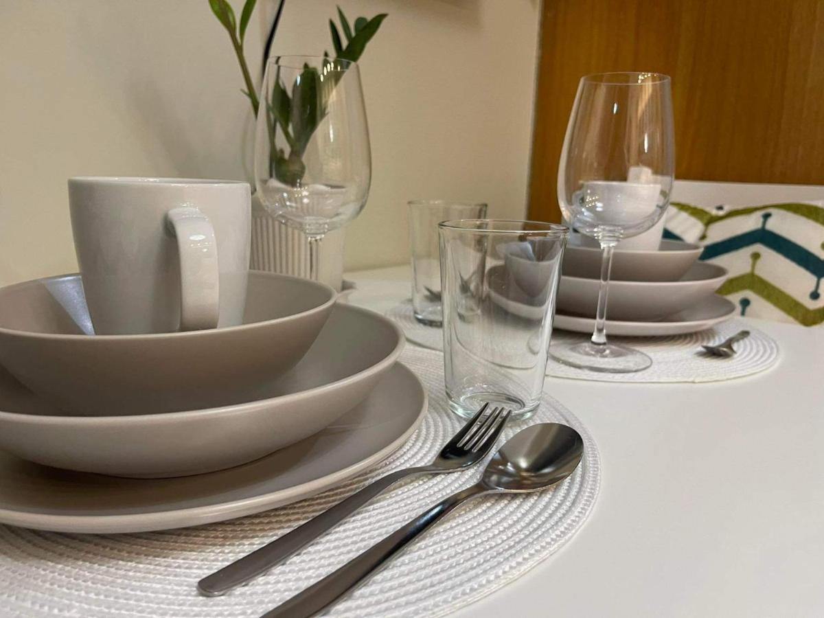 Shell Residences Moa Pasay City By Darpm 마닐라 외부 사진